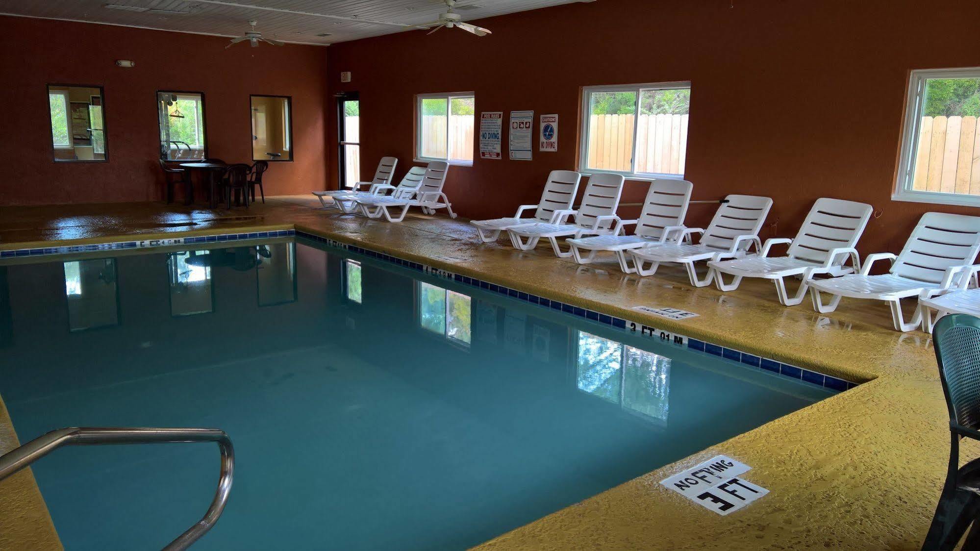 Hotel Baymont By Wyndham Cordele Exterior foto